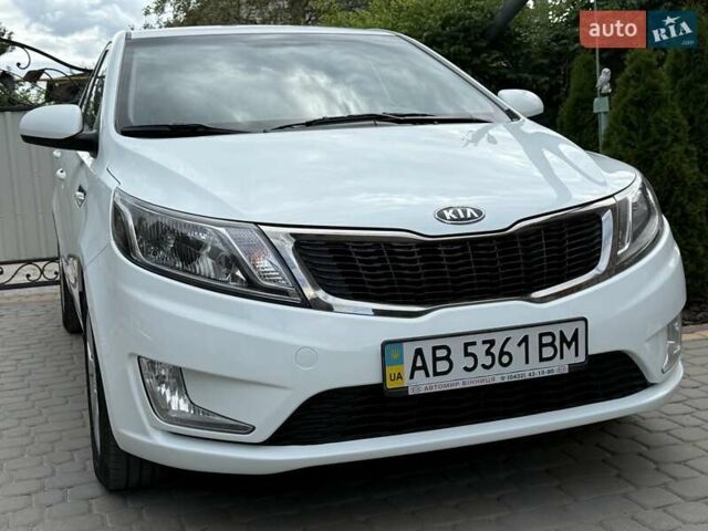 Белый Киа Рио, объемом двигателя 1.6 л и пробегом 82 тыс. км за 9600 $, фото 6 на Automoto.ua
