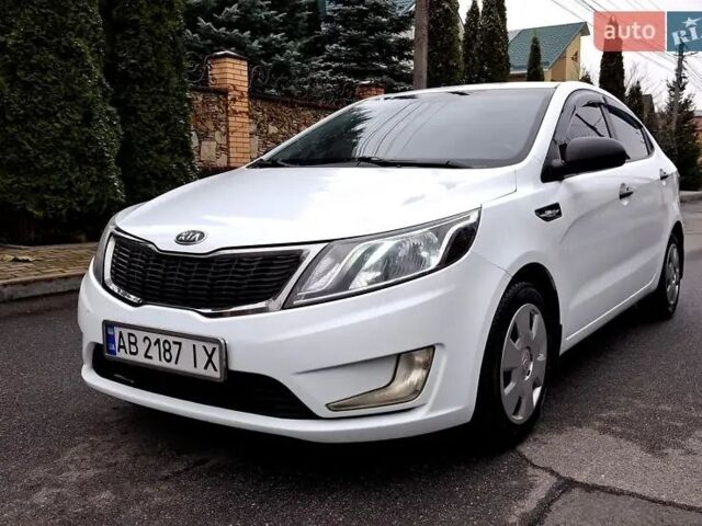 Белый Киа Рио, объемом двигателя 1.4 л и пробегом 0 тыс. км за 6300 $, фото 4 на Automoto.ua