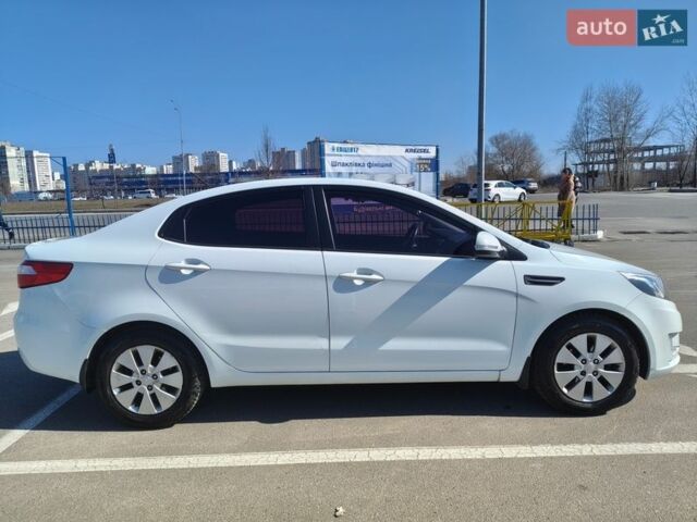 Белый Киа Рио, объемом двигателя 1.59 л и пробегом 124 тыс. км за 7700 $, фото 8 на Automoto.ua