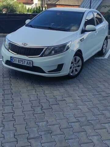 Білий Кіа Ріо, об'ємом двигуна 1.4 л та пробігом 168 тис. км за 7800 $, фото 9 на Automoto.ua