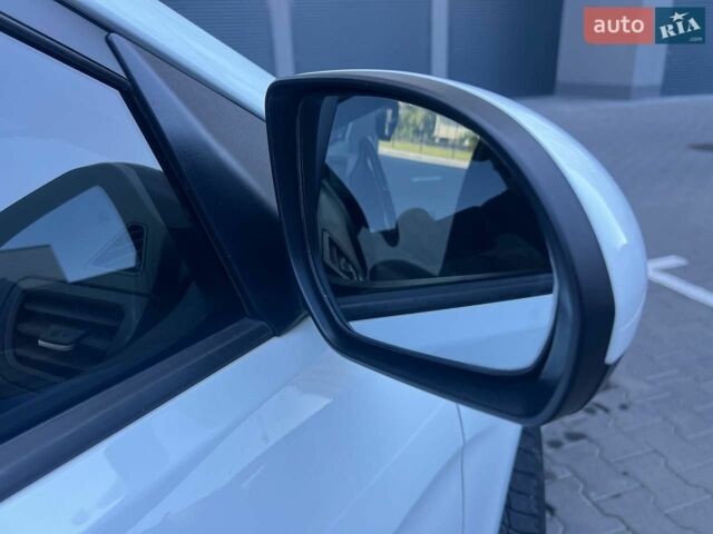 Білий Кіа Ріо, об'ємом двигуна 1.4 л та пробігом 171 тис. км за 6800 $, фото 27 на Automoto.ua