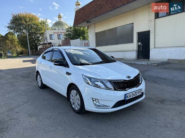 Белый Киа Рио, объемом двигателя 1.59 л и пробегом 114 тыс. км за 8900 $, фото 2 на Automoto.ua