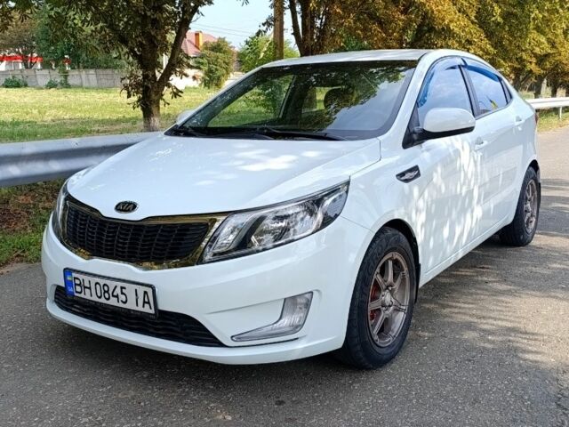 Белый Киа Рио, объемом двигателя 1.4 л и пробегом 99 тыс. км за 6517 $, фото 10 на Automoto.ua