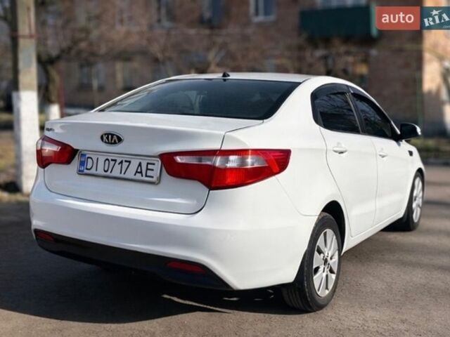 Білий Кіа Ріо, об'ємом двигуна 1.59 л та пробігом 221 тис. км за 6000 $, фото 4 на Automoto.ua