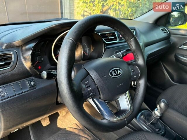 Белый Киа Рио, объемом двигателя 1.4 л и пробегом 173 тыс. км за 7000 $, фото 20 на Automoto.ua