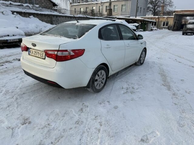 Білий Кіа Ріо, об'ємом двигуна 1.6 л та пробігом 196 тис. км за 7800 $, фото 3 на Automoto.ua