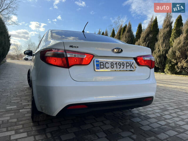 Белый Киа Рио, объемом двигателя 1.4 л и пробегом 144 тыс. км за 6300 $, фото 55 на Automoto.ua