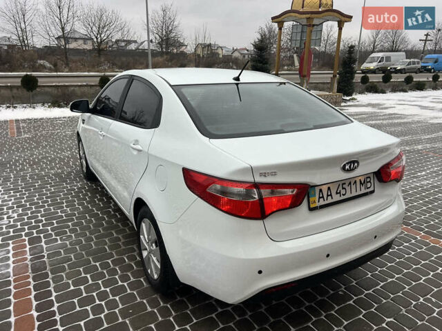 Белый Киа Рио, объемом двигателя 1.6 л и пробегом 42 тыс. км за 9700 $, фото 9 на Automoto.ua