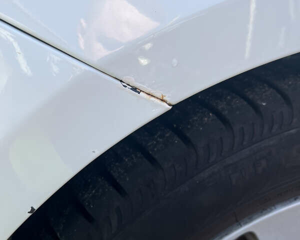 Белый Киа Рио, объемом двигателя 1.59 л и пробегом 290 тыс. км за 8000 $, фото 10 на Automoto.ua