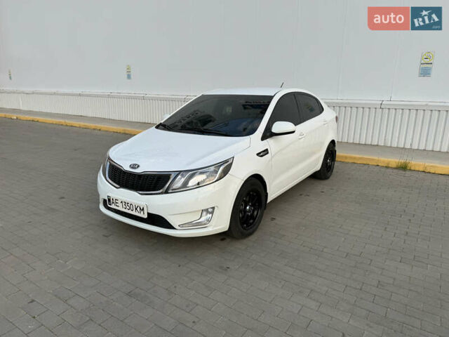 Белый Киа Рио, объемом двигателя 1.4 л и пробегом 79 тыс. км за 8555 $, фото 25 на Automoto.ua