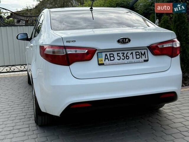 Белый Киа Рио, объемом двигателя 1.6 л и пробегом 82 тыс. км за 9600 $, фото 22 на Automoto.ua