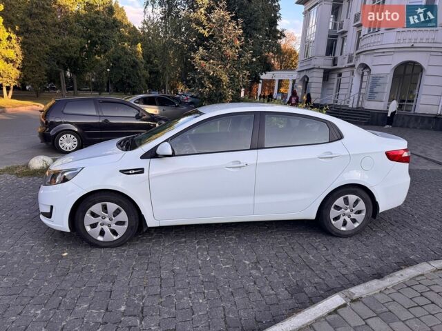 Белый Киа Рио, объемом двигателя 1.4 л и пробегом 81 тыс. км за 7499 $, фото 4 на Automoto.ua