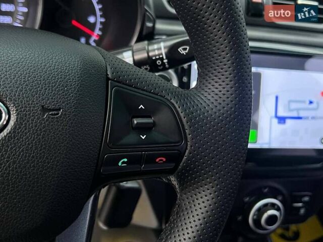 Белый Киа Рио, объемом двигателя 1.59 л и пробегом 150 тыс. км за 7100 $, фото 20 на Automoto.ua