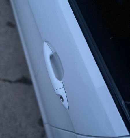 Білий Кіа Ріо, об'ємом двигуна 1.6 л та пробігом 163 тис. км за 5999 $, фото 14 на Automoto.ua