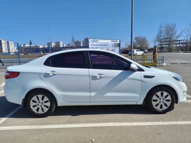 Белый Киа Рио, объемом двигателя 1.6 л и пробегом 124 тыс. км за 7700 $, фото 8 на Automoto.ua