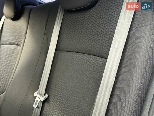 Белый Киа Рио, объемом двигателя 1.6 л и пробегом 82 тыс. км за 9600 $, фото 53 на Automoto.ua
