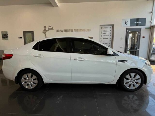 Білий Кіа Ріо, об'ємом двигуна 1.6 л та пробігом 182 тис. км за 7330 $, фото 7 на Automoto.ua