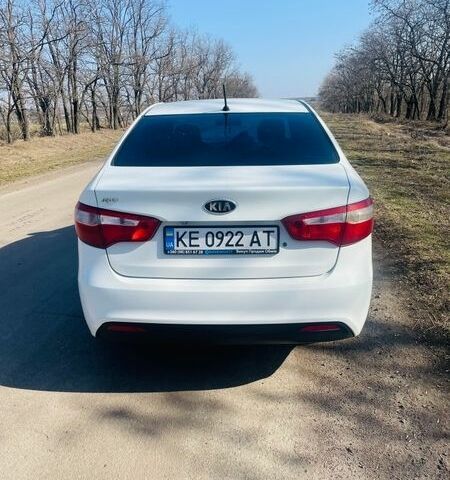 Білий Кіа Ріо, об'ємом двигуна 1.4 л та пробігом 225 тис. км за 6300 $, фото 1 на Automoto.ua