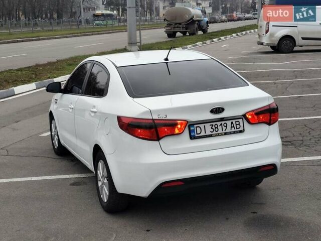 Белый Киа Рио, объемом двигателя 1.6 л и пробегом 150 тыс. км за 7500 $, фото 13 на Automoto.ua