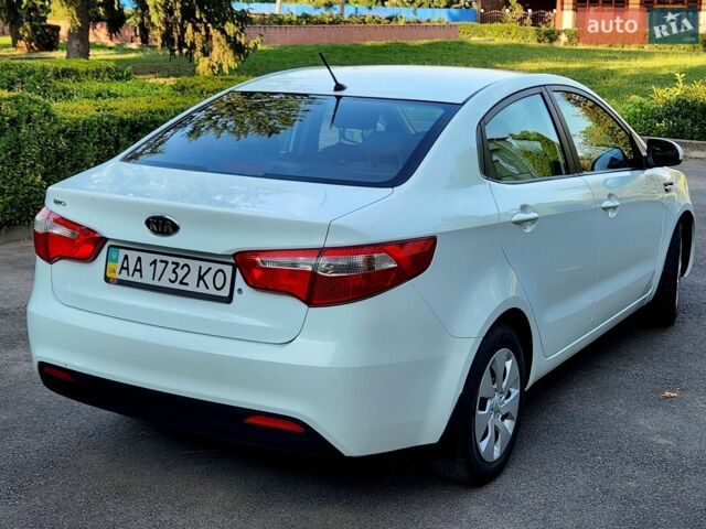 Белый Киа Рио, объемом двигателя 1.4 л и пробегом 143 тыс. км за 9350 $, фото 14 на Automoto.ua