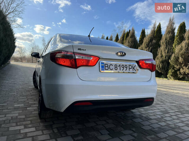 Белый Киа Рио, объемом двигателя 1.4 л и пробегом 144 тыс. км за 6300 $, фото 56 на Automoto.ua