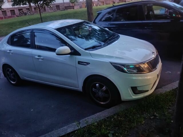 Белый Киа Рио, объемом двигателя 1.4 л и пробегом 90 тыс. км за 8600 $, фото 3 на Automoto.ua