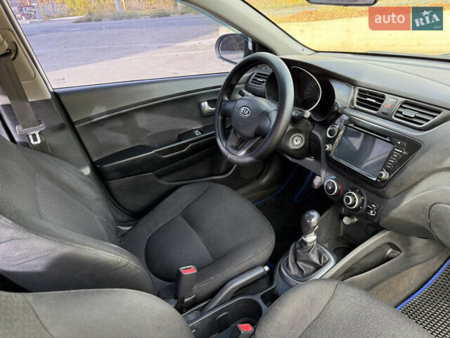 Кіа Ріо 2012 у Дніпро (Дніпропетровську) на Automoto.ua Білий Кіа Ріо, об'ємом двигуна 1.4 л та пробігом 218 тис. км за 5699 $, фото 6 на Automoto.ua