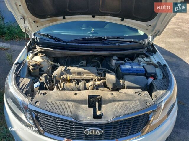Белый Киа Рио, объемом двигателя 1.4 л и пробегом 69 тыс. км за 8999 $, фото 17 на Automoto.ua