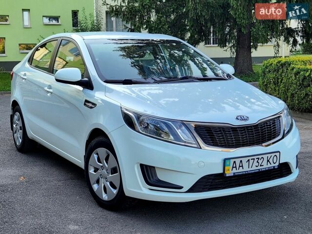 Белый Киа Рио, объемом двигателя 1.4 л и пробегом 143 тыс. км за 9350 $, фото 1 на Automoto.ua