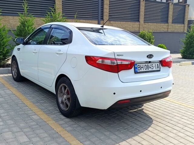 Белый Киа Рио, объемом двигателя 1.4 л и пробегом 99 тыс. км за 6517 $, фото 13 на Automoto.ua