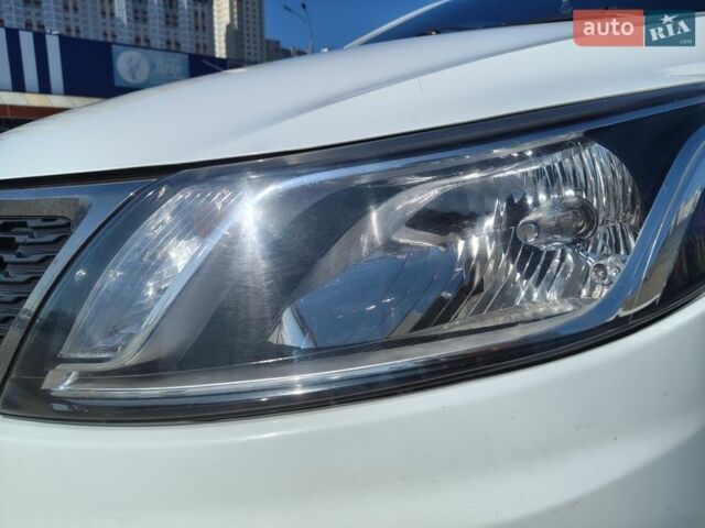 Белый Киа Рио, объемом двигателя 1.59 л и пробегом 124 тыс. км за 7700 $, фото 11 на Automoto.ua