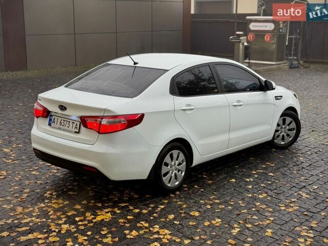 Белый Киа Рио, объемом двигателя 1.6 л и пробегом 160 тыс. км за 8250 $, фото 9 на Automoto.ua