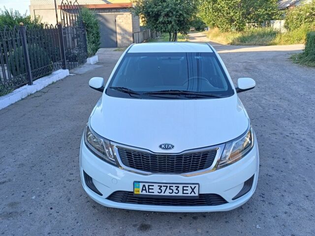 Белый Киа Рио, объемом двигателя 1.4 л и пробегом 52 тыс. км за 89000 $, фото 15 на Automoto.ua