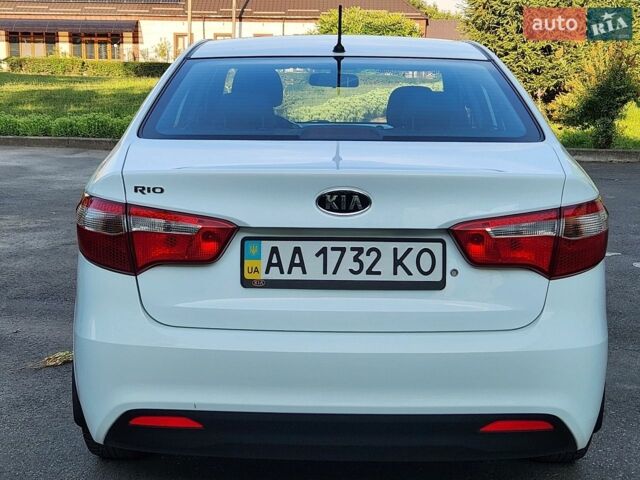 Белый Киа Рио, объемом двигателя 1.4 л и пробегом 142 тыс. км за 9300 $, фото 13 на Automoto.ua