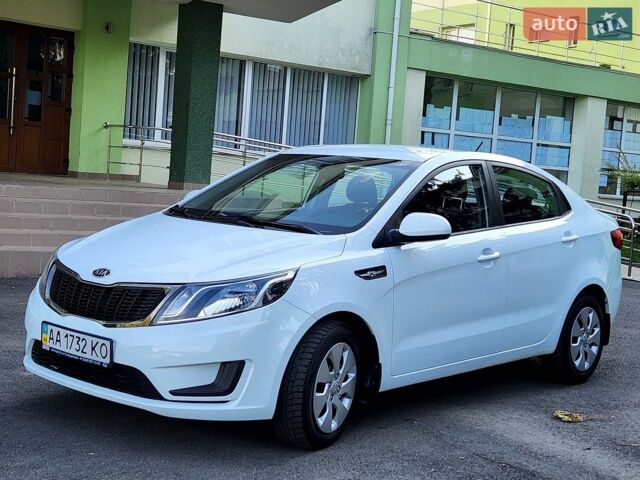 Белый Киа Рио, объемом двигателя 1.4 л и пробегом 142 тыс. км за 9300 $, фото 8 на Automoto.ua