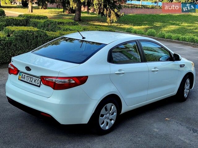 Белый Киа Рио, объемом двигателя 1.4 л и пробегом 142 тыс. км за 9300 $, фото 16 на Automoto.ua