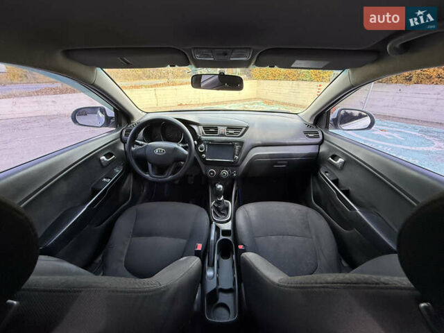 Кіа Ріо 2012 у Дніпро (Дніпропетровську) на Automoto.ua Білий Кіа Ріо, об'ємом двигуна 1.4 л та пробігом 218 тис. км за 5699 $, фото 7 на Automoto.ua