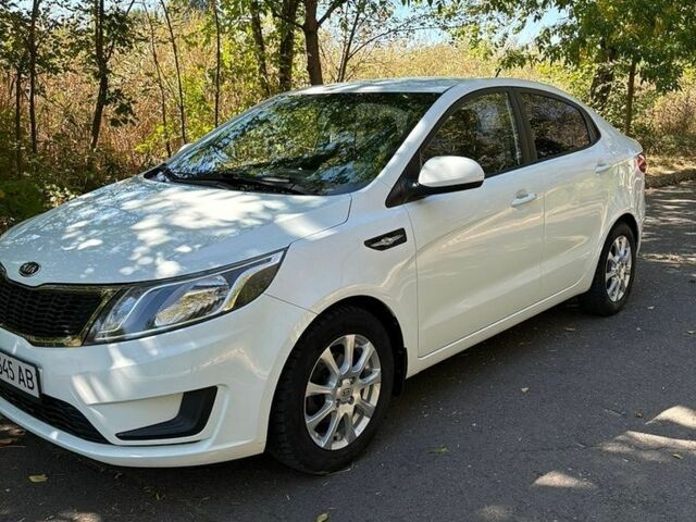 Белый Киа Рио, объемом двигателя 1.4 л и пробегом 131 тыс. км за 8499 $, фото 6 на Automoto.ua