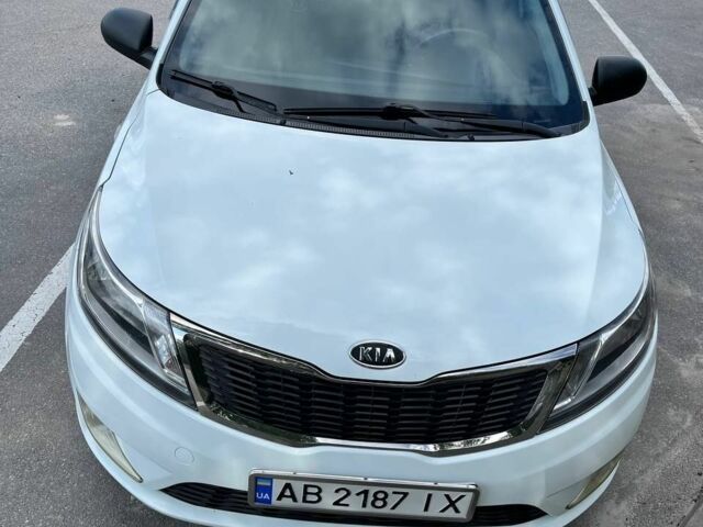 Белый Киа Рио, объемом двигателя 1.4 л и пробегом 220 тыс. км за 6900 $, фото 6 на Automoto.ua