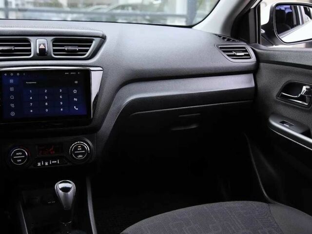 Белый Киа Рио, объемом двигателя 1.6 л и пробегом 125 тыс. км за 7900 $, фото 12 на Automoto.ua