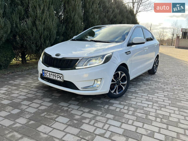 Белый Киа Рио, объемом двигателя 1.4 л и пробегом 144 тыс. км за 6300 $, фото 62 на Automoto.ua
