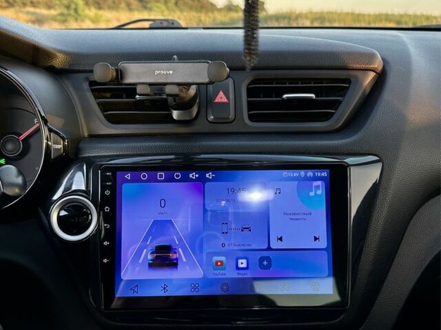 Білий Кіа Ріо, об'ємом двигуна 1.4 л та пробігом 142 тис. км за 6000 $, фото 19 на Automoto.ua