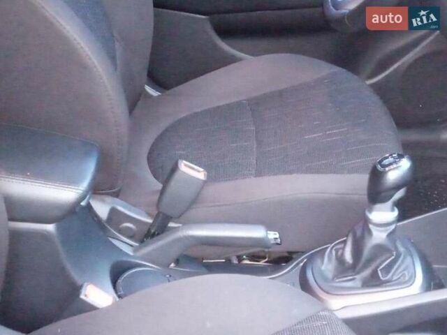 Белый Киа Рио, объемом двигателя 1.6 л и пробегом 42 тыс. км за 7800 $, фото 9 на Automoto.ua