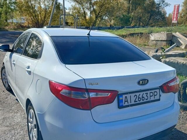 Белый Киа Рио, объемом двигателя 1.4 л и пробегом 277 тыс. км за 6020 $, фото 3 на Automoto.ua