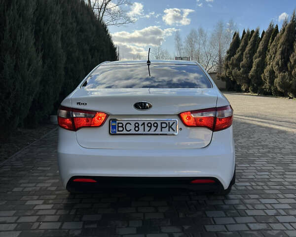Белый Киа Рио, объемом двигателя 1.4 л и пробегом 144 тыс. км за 6300 $, фото 53 на Automoto.ua