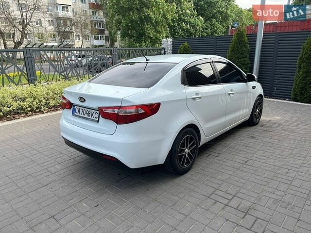 Белый Киа Рио, объемом двигателя 1.6 л и пробегом 174 тыс. км за 7700 $, фото 3 на Automoto.ua