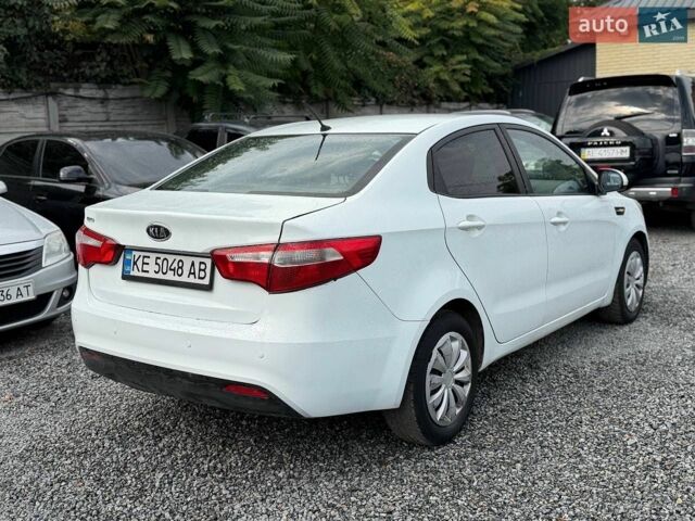 Білий Кіа Ріо, об'ємом двигуна 1.59 л та пробігом 209 тис. км за 4699 $, фото 2 на Automoto.ua