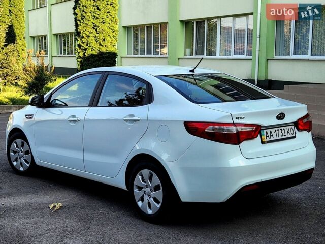 Белый Киа Рио, объемом двигателя 1.4 л и пробегом 143 тыс. км за 9350 $, фото 9 на Automoto.ua