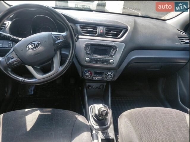 Белый Киа Рио, объемом двигателя 1.59 л и пробегом 181 тыс. км за 6599 $, фото 8 на Automoto.ua