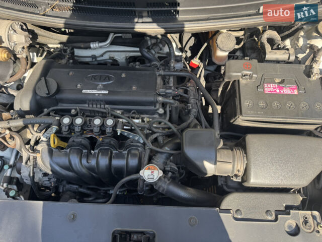 Белый Киа Рио, объемом двигателя 1.4 л и пробегом 94 тыс. км за 8700 $, фото 17 на Automoto.ua